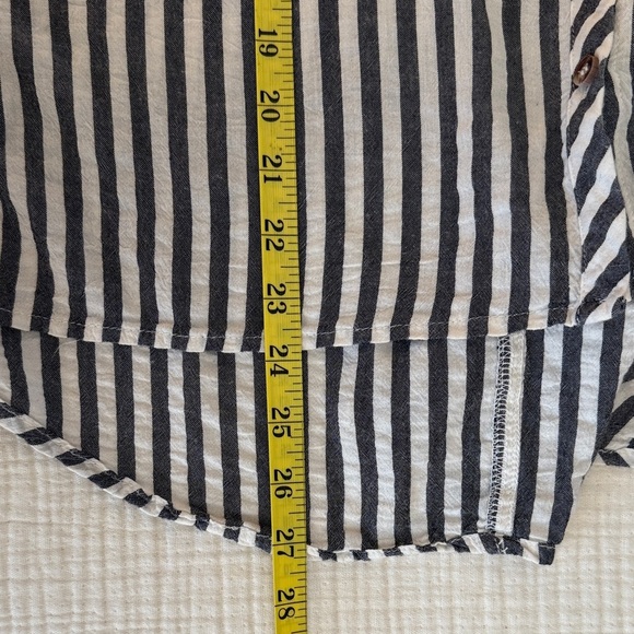 Mod Ref Striped Button Down Shirt in Black and White - Picture 10 of 10